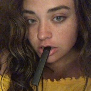 Meet your Posher, Sloane